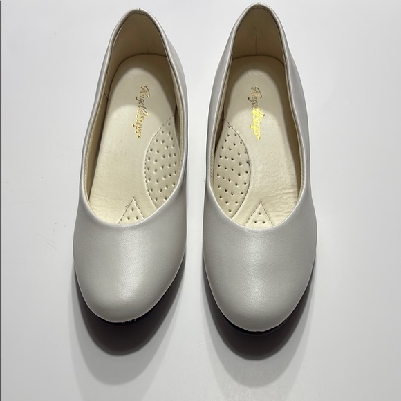 Angel Steps Shoes - NEW! ComfortStep Women's White low heel with Cushioned Insole